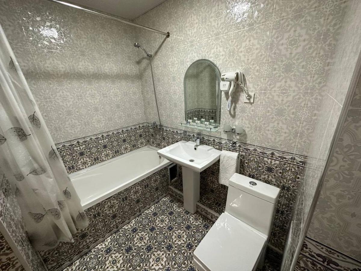 Antique Hotel Imran Buhara Exterior foto