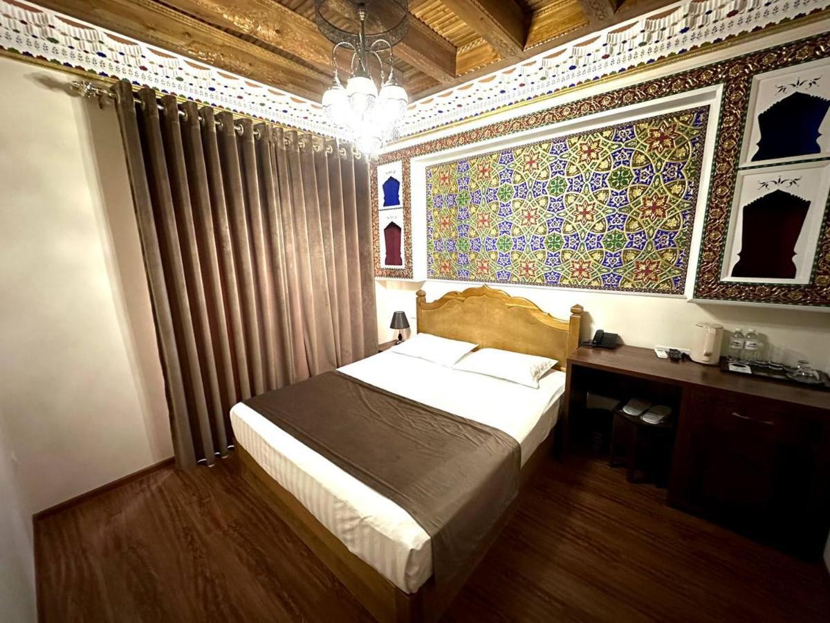 Antique Hotel Imran Buhara Exterior foto