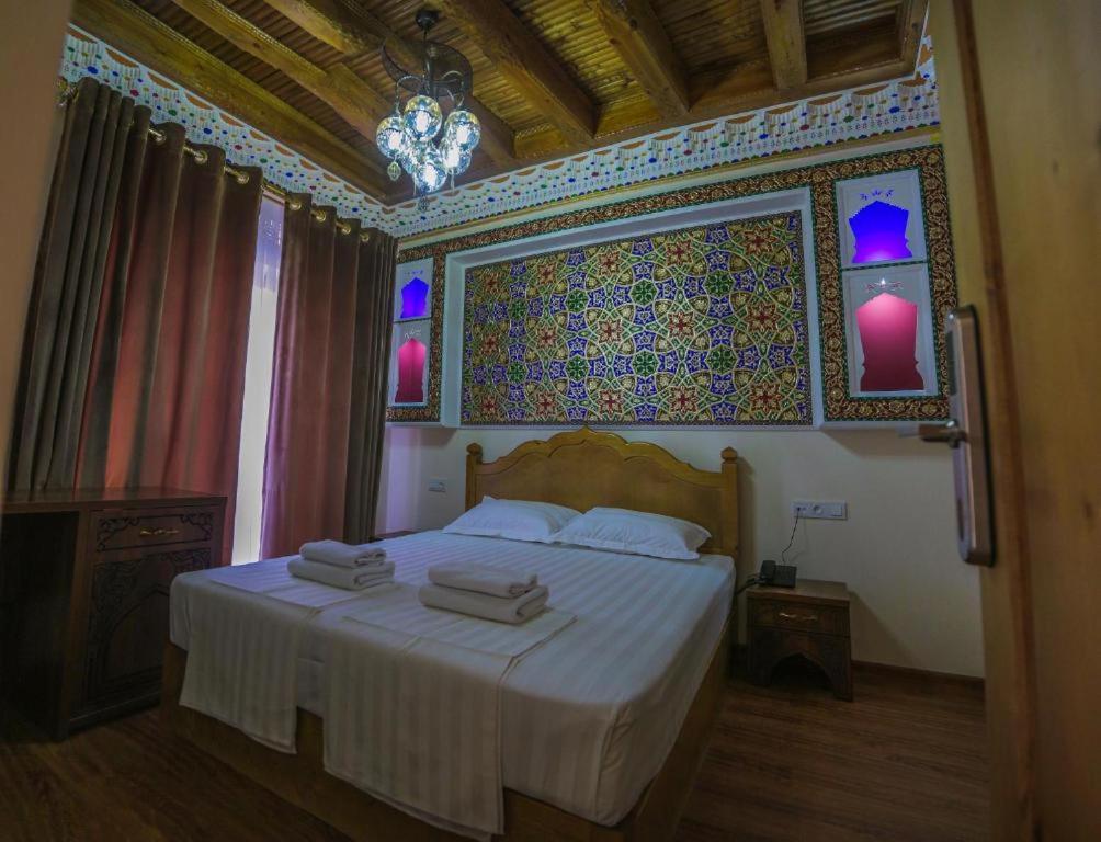 Antique Hotel Imran Buhara Exterior foto